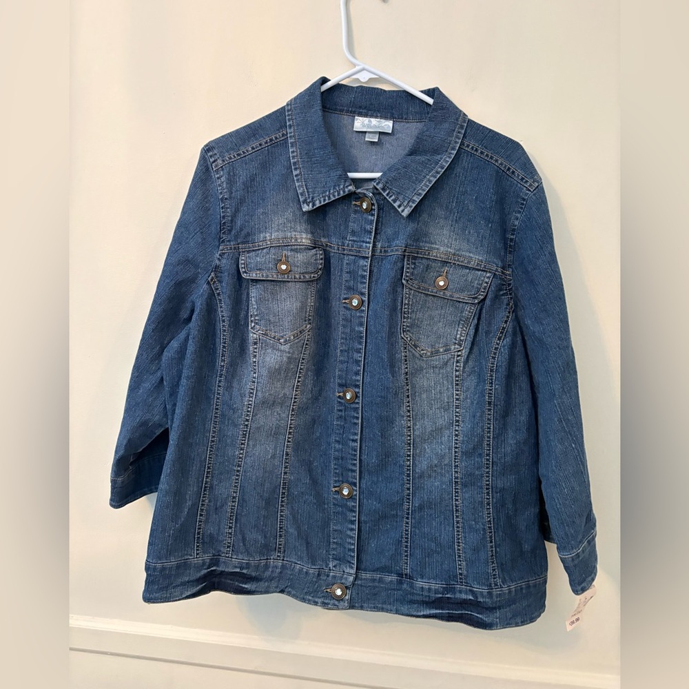 Dressbarn Plus Sz Women’s Denim Jean Jacket. Fancy Buttons Sz 18-20